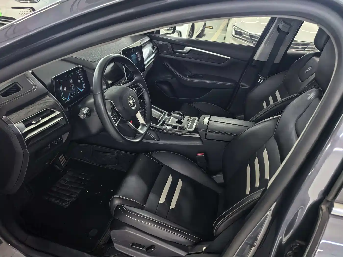 BYD Qin Pro New Energy 2019 EV Super Edition High Power Long Range Smart Connected Pioneer Type фото 5