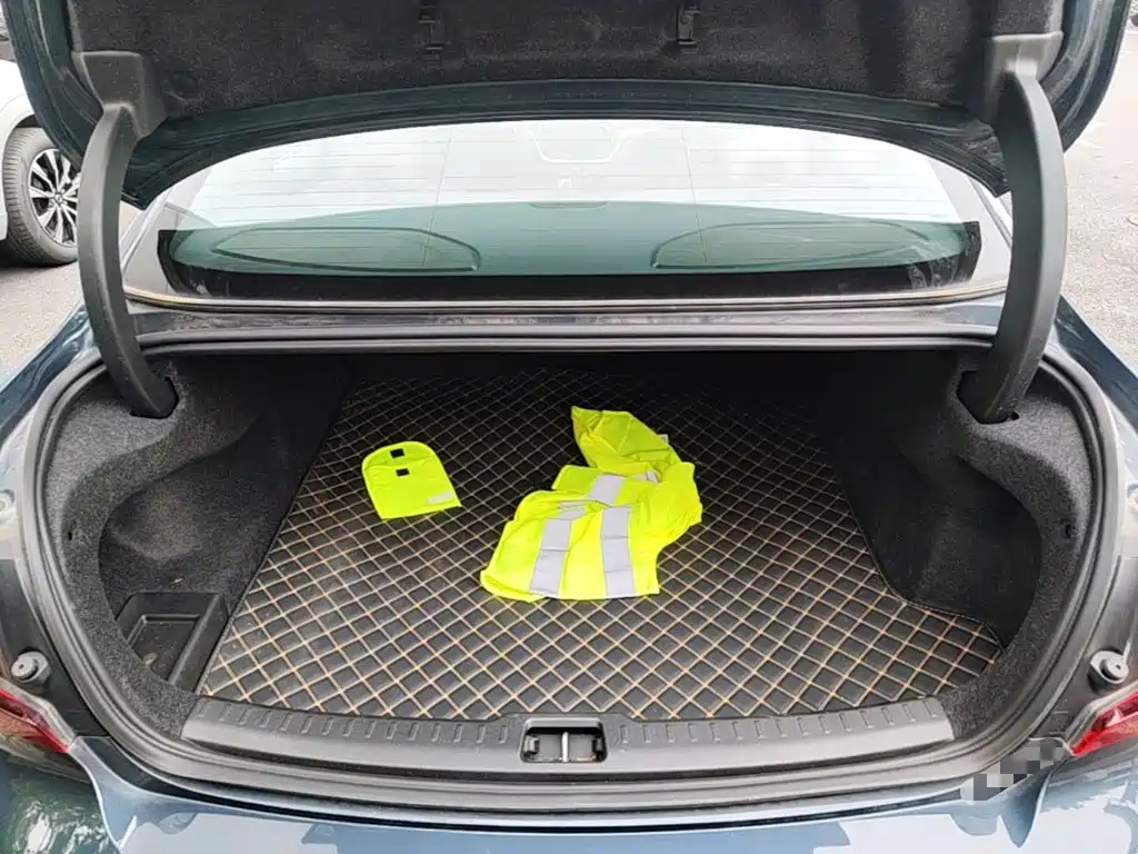 Фото 24 - Volvo S60