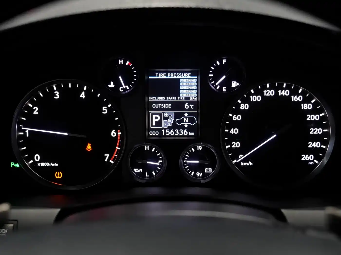 Lexus LX 2013 570 фото 6