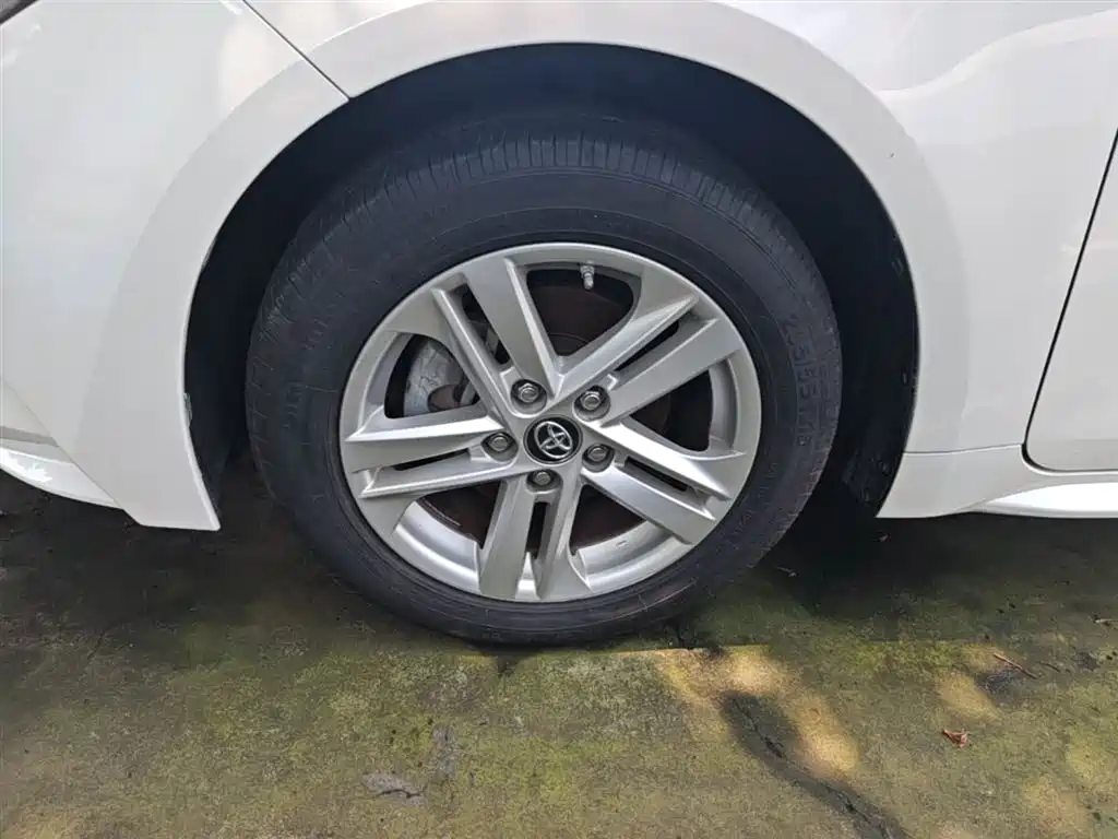 Toyota Levin 2019 185T CVT Entry Edition China VI фото 23