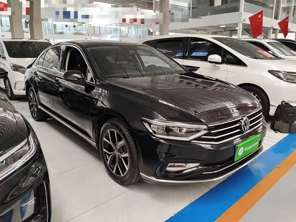 Volkswagen Magotan 2020 330TSI DSG Luxury фото 4