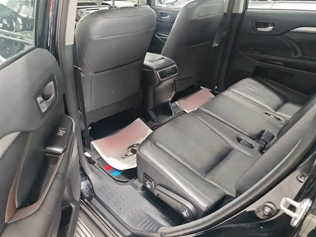 Toyota Highlander 2017 2.0T 4WD Premium 7-Seater фото 17