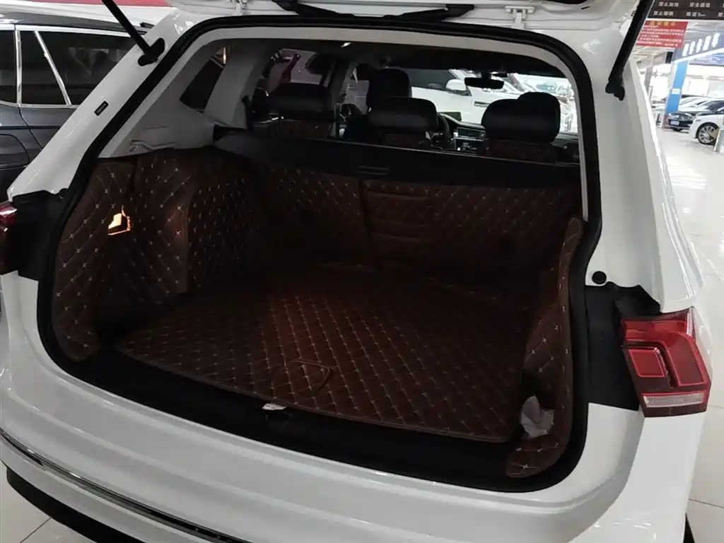 Volkswagen Tiguan L PHEV 2019 430PHEV Hybrid Luxury Edition фото 19