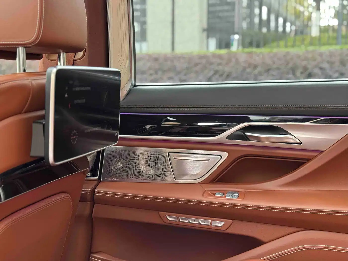 BMW 7 Series 2018 740Li xDrive Premium Type M Sport Package фото 7