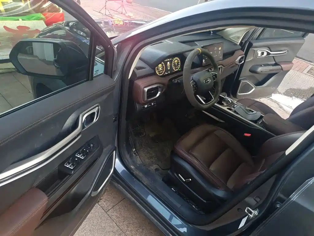 Geely Okavango 2022 2022 Model 1.8TD DCT Flagship 7-Seater