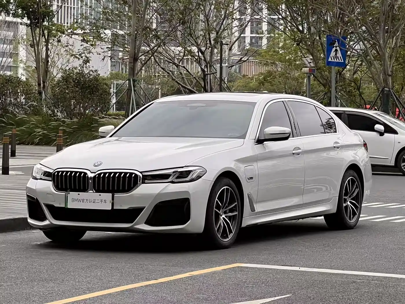 BMW 5 Series New Energy 2022 Facelift 535Le Pioneer M Sport Package