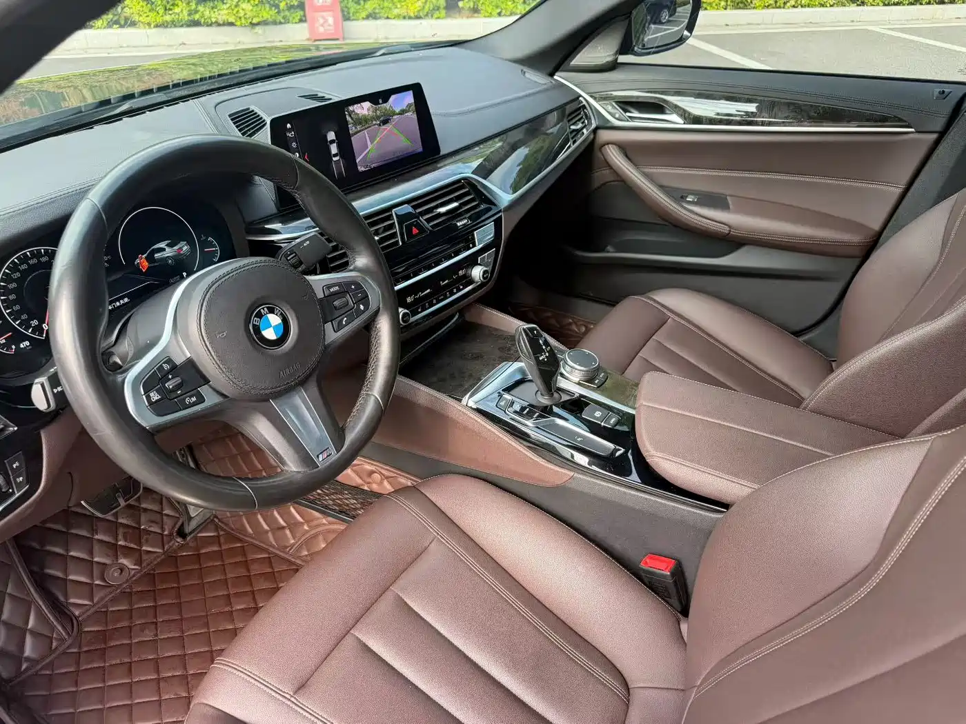 BMW 5 Series 2019 525Li M Sport Package фото 10
