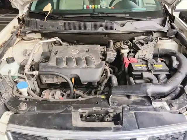 Nissan Qashqai 2013 2.0XV Xuan CVT 2WD — фото 3