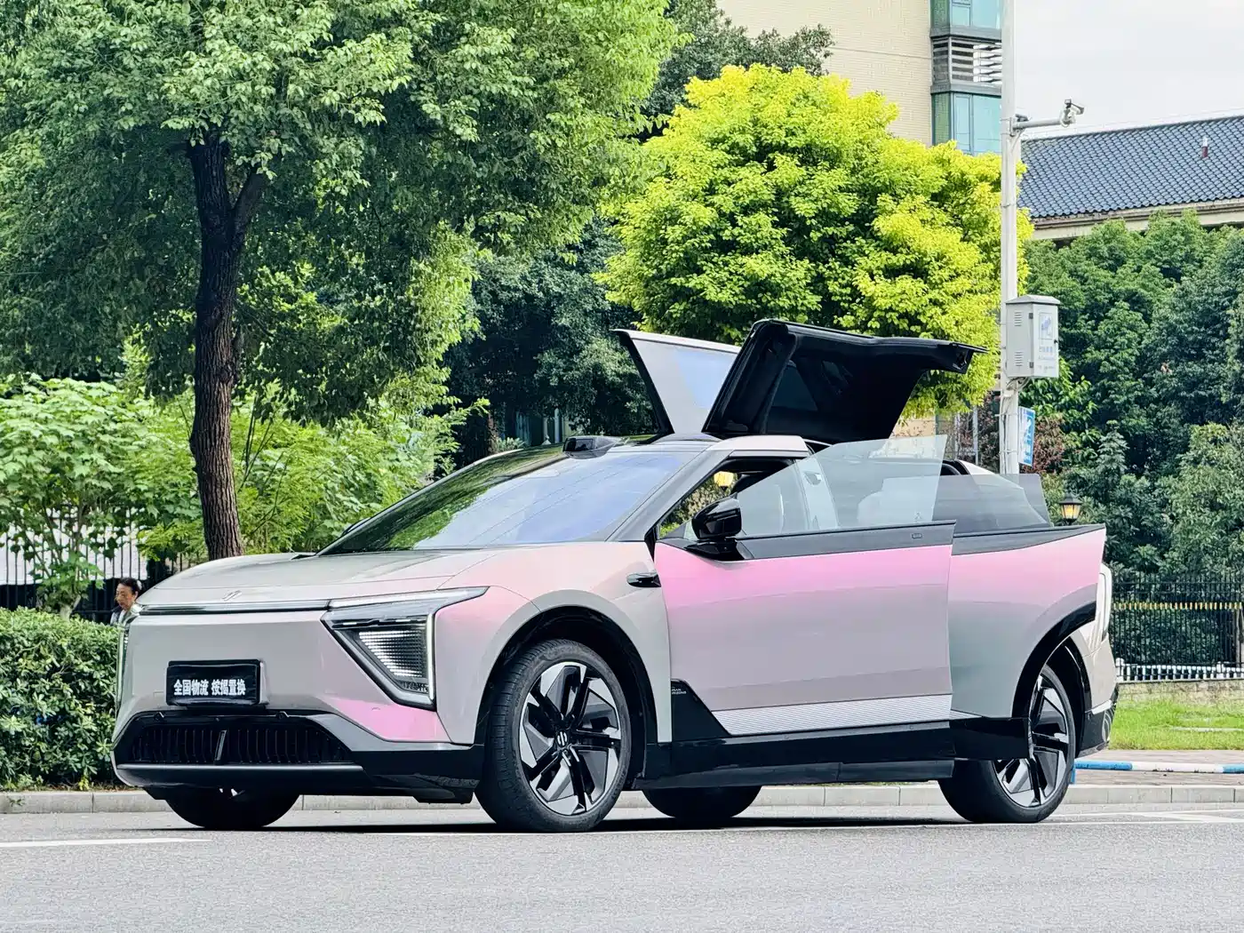 HiPhi Y 2023 2023 765km Flagship Edition