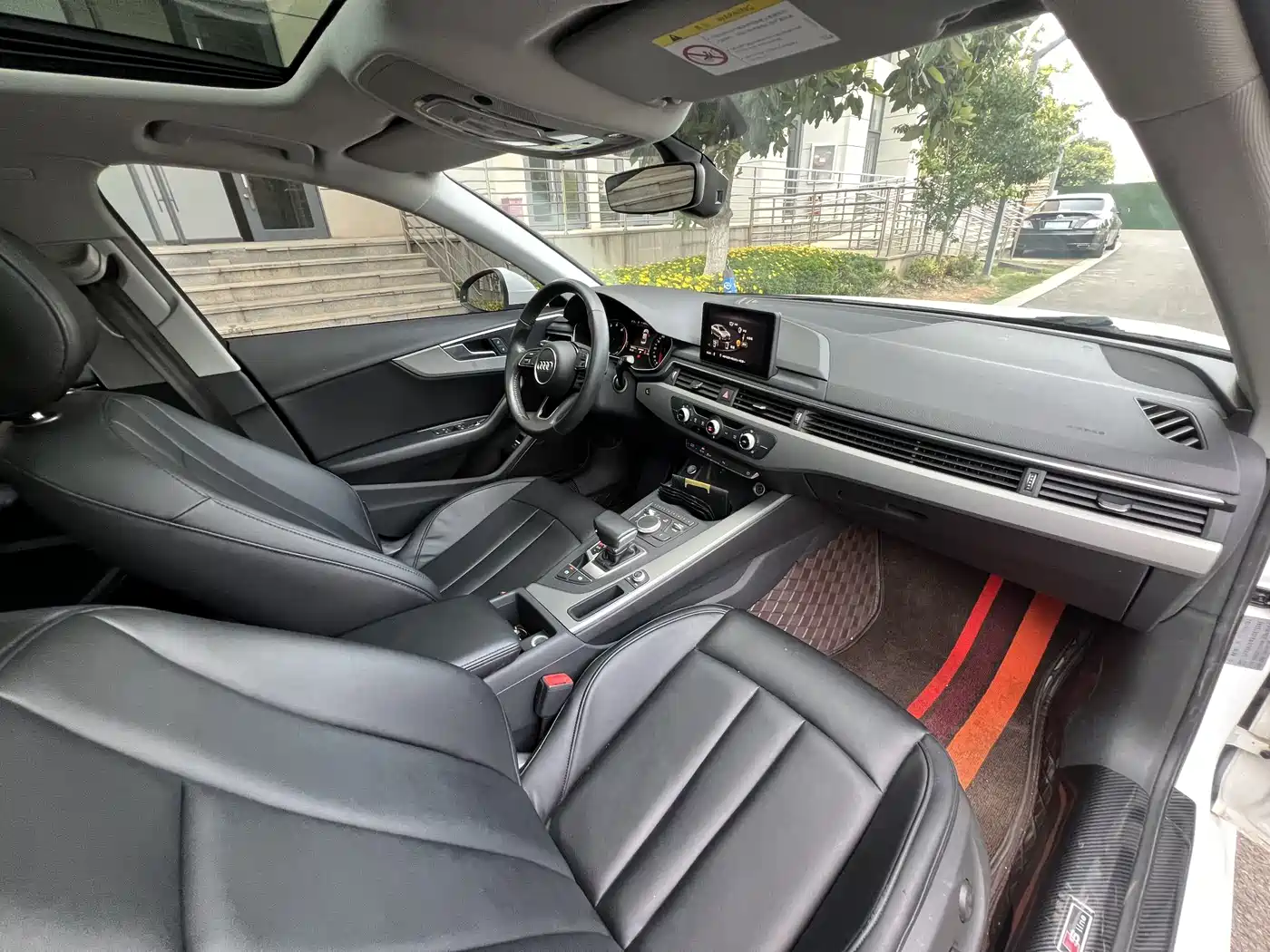 Audi A4L 2018 30th Anniversary 40 TFSI Progressive фото 33