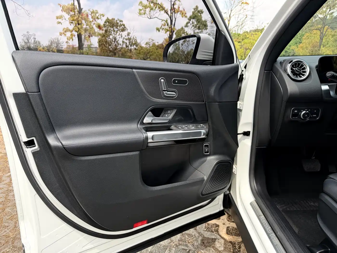 Mercedes-Benz GLB 2021 GLB 200 Dynamic фото 51