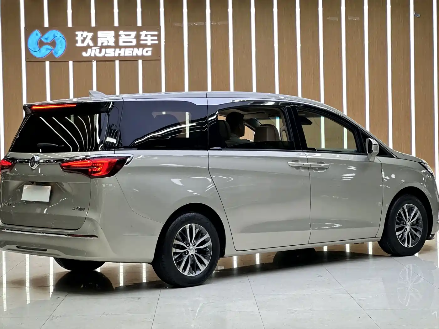 Buick GL8 2020 Model ES Landglory 653T Premium фото 21