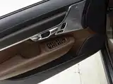 Photo 9 - Volvo V90