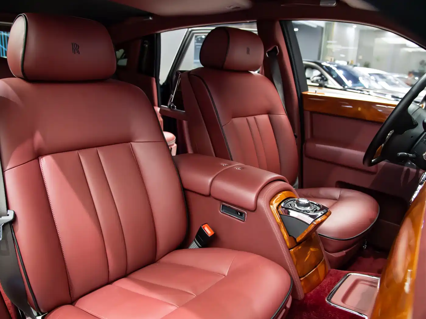 Rolls-Royce Phantom 2014 2013 6.7L Extended Wheelbase (EWB)