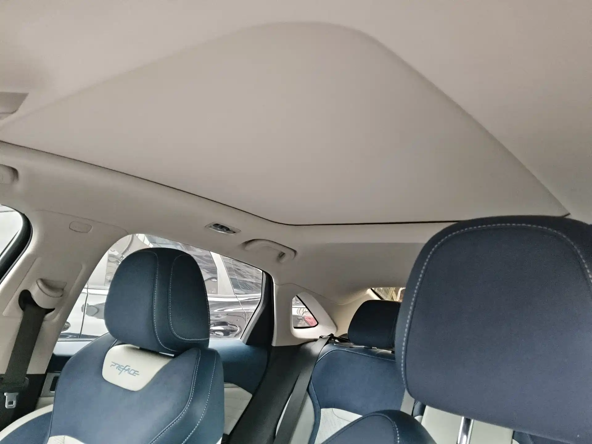 Фото 9 - Geely Preface