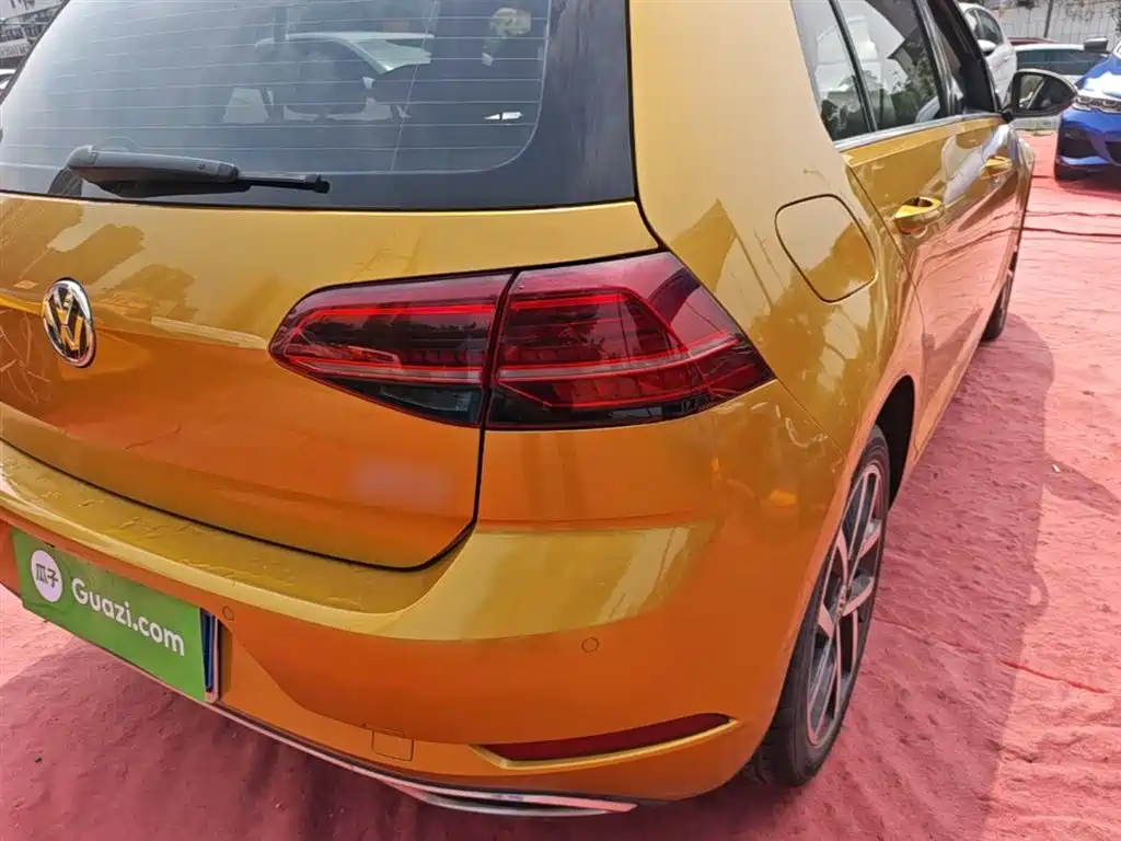Volkswagen Golf 2019 280TSI DSG Luxury (China V) фото 8