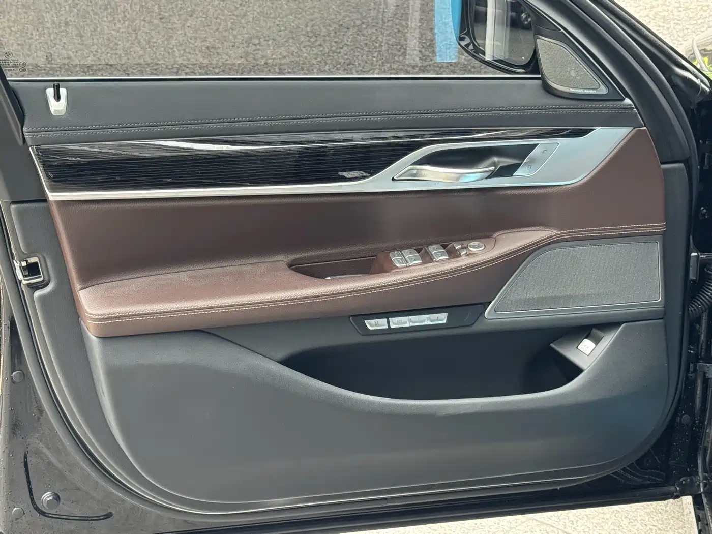 BMW 7 Series 2018 730Li Leading Type M Sport Package фото 14