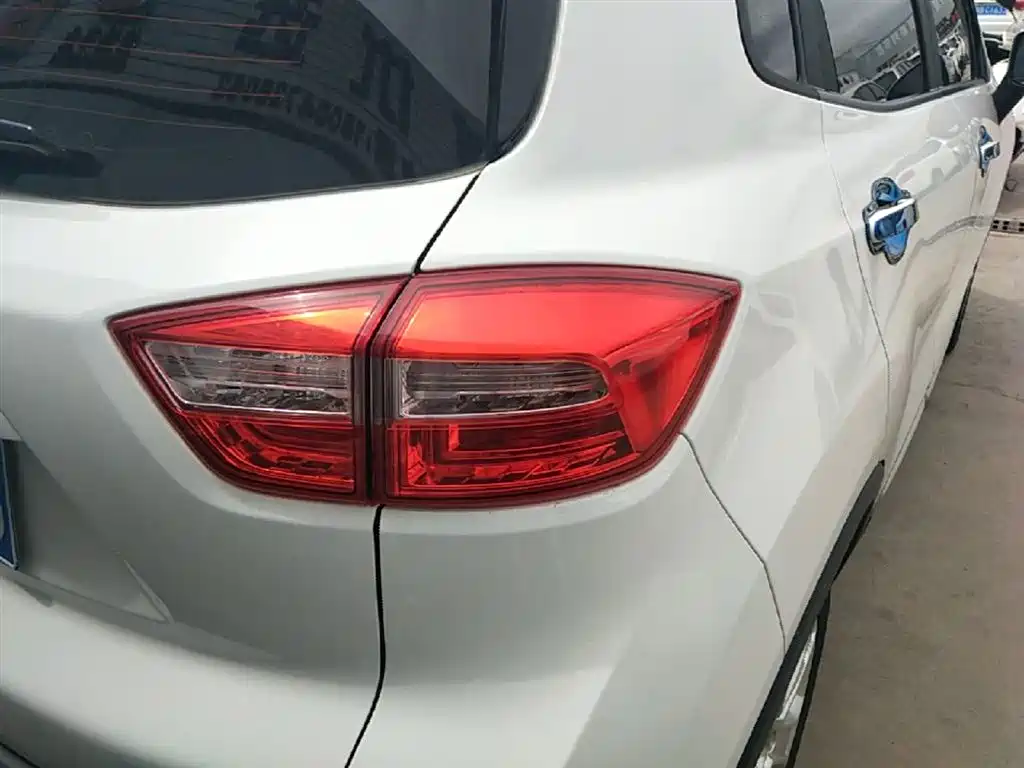 Changan CS15 2018 2016 1.5L Automatic Fashion