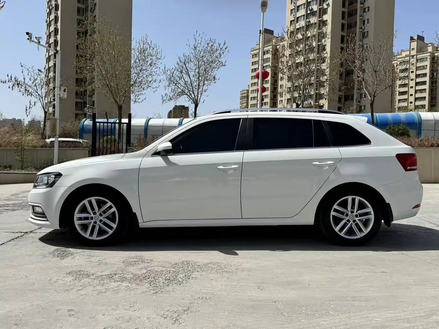 Volkswagen Lavida Tour 2017 180TSI DSG Comfort Edition фото 16