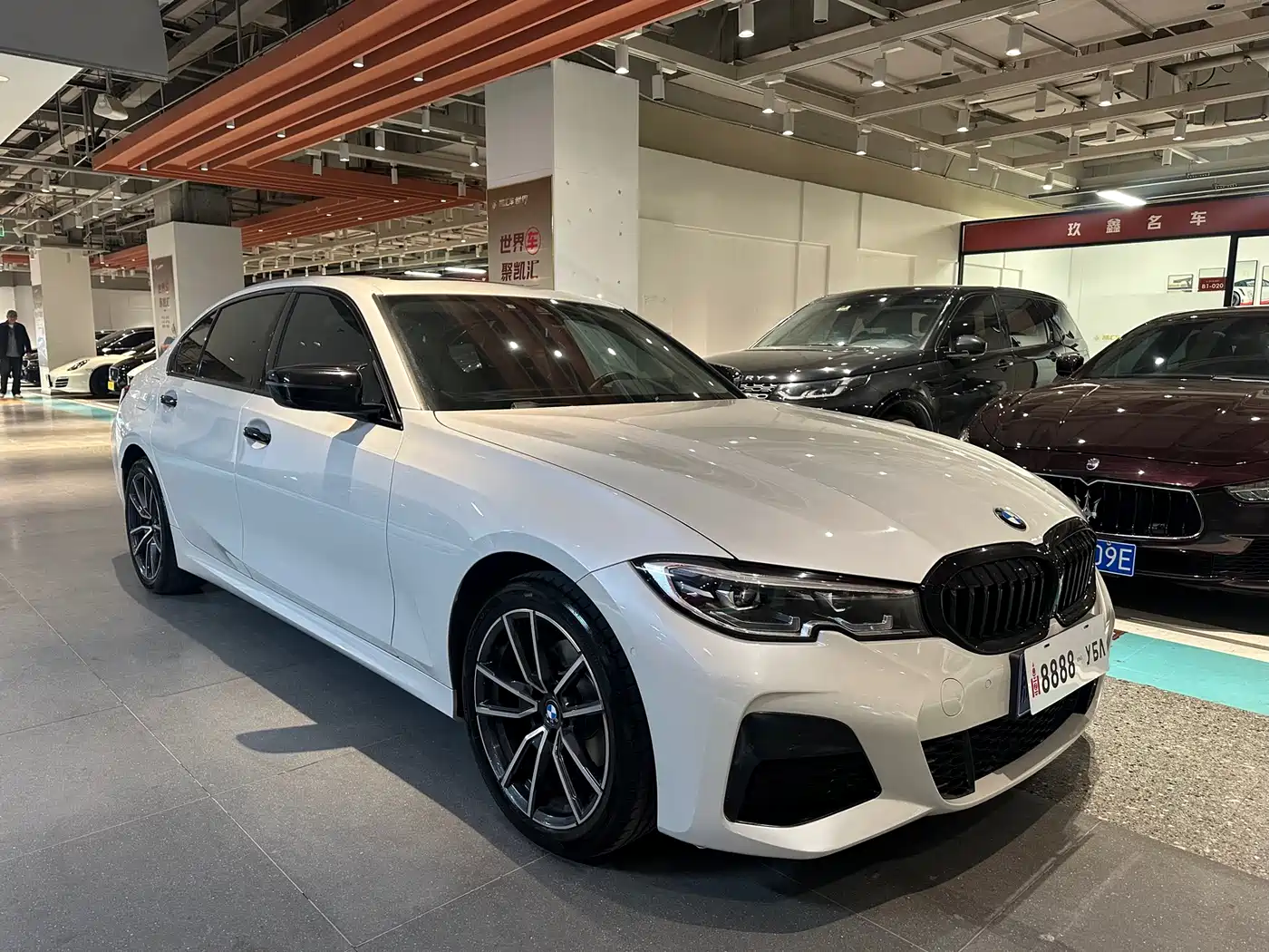 BMW 3 Series 2021 325Li M Sport Package фото 3