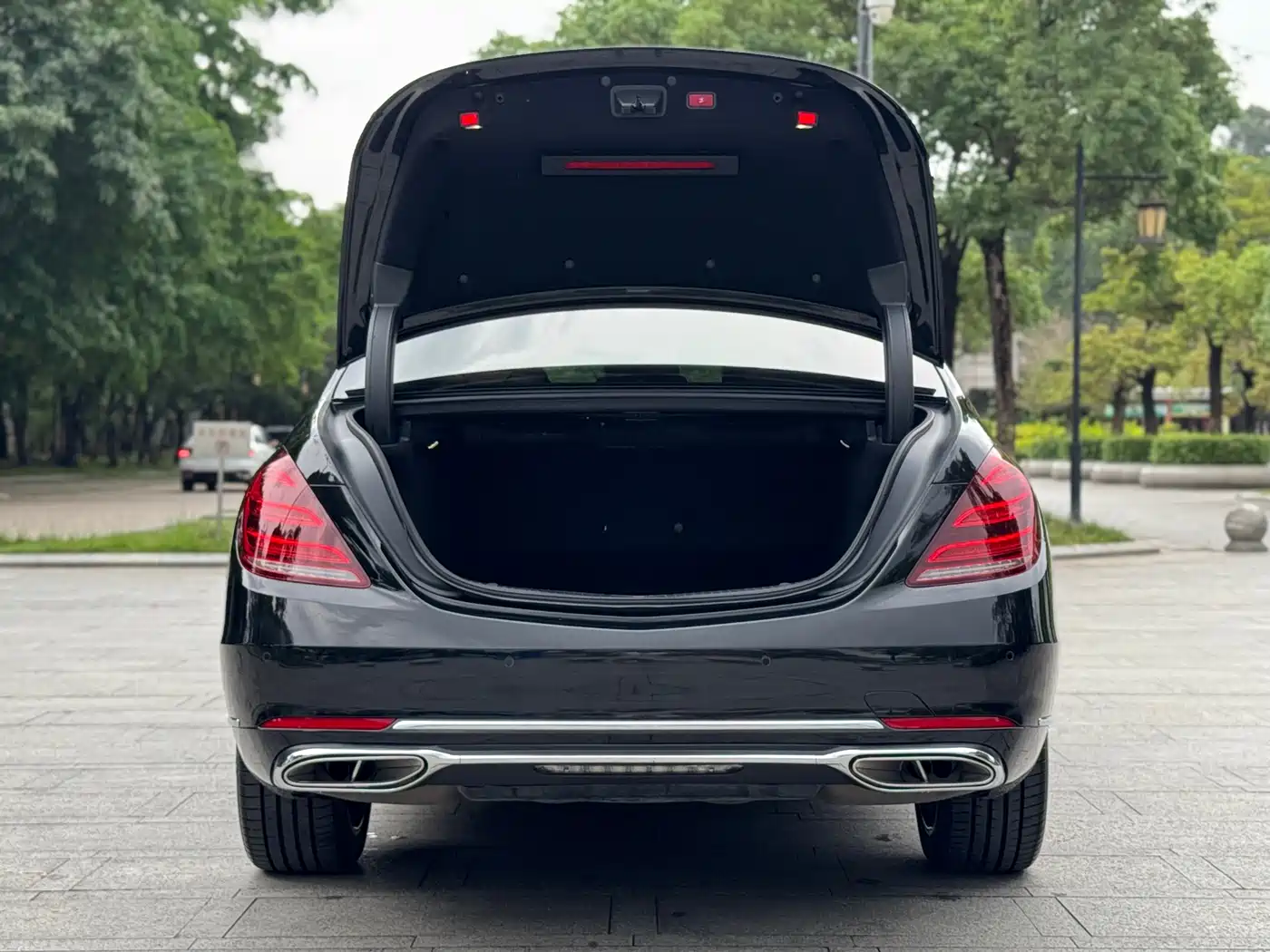 Mercedes-Benz S-Class 2017 S 320 L Business Upgrade Edition фото 21