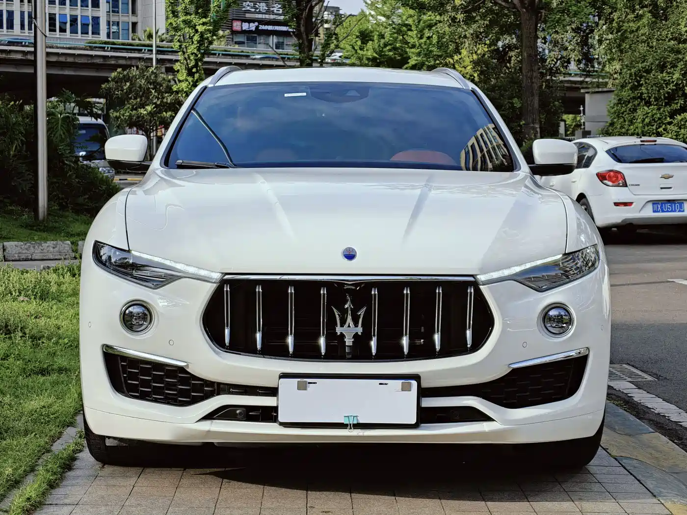 Maserati Levante 2021 3.0T Luxury Edition фото 2