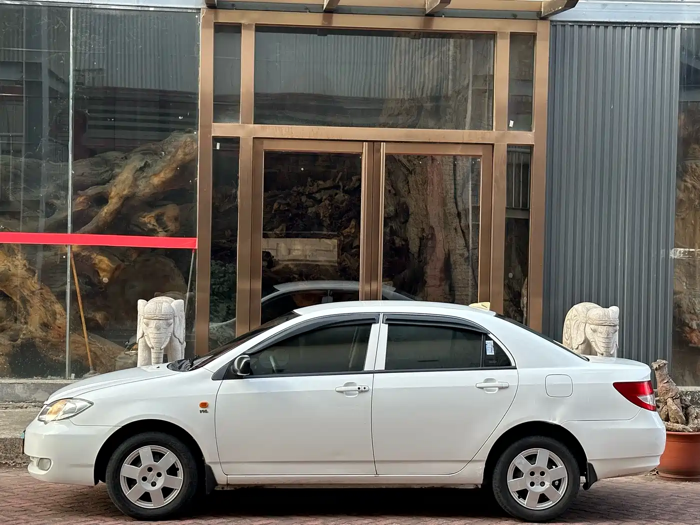 BYD F3 2013 Energy-saving Edition 1.5L Manual Comfort фото 9