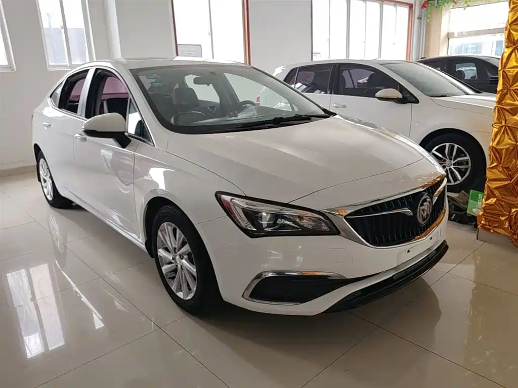 Buick Verano 2018 Sedan 15S Automatic Leading фото 4