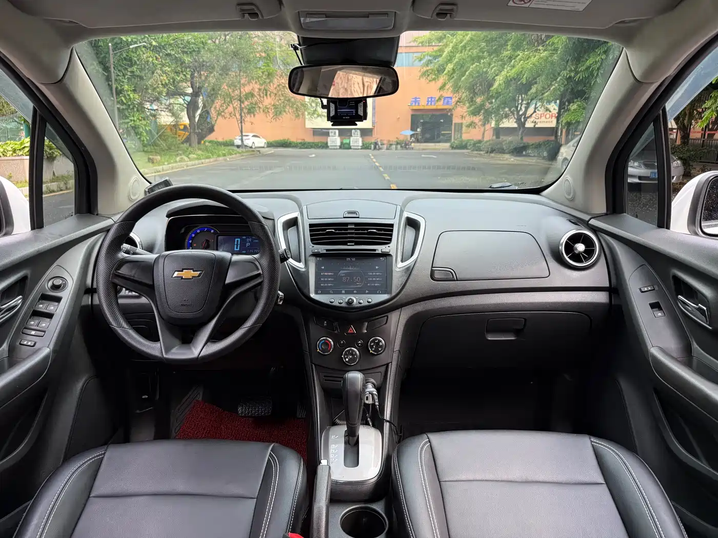 Chevrolet Trax 2014 1.4T Automatic 2WD Comfort фото 11