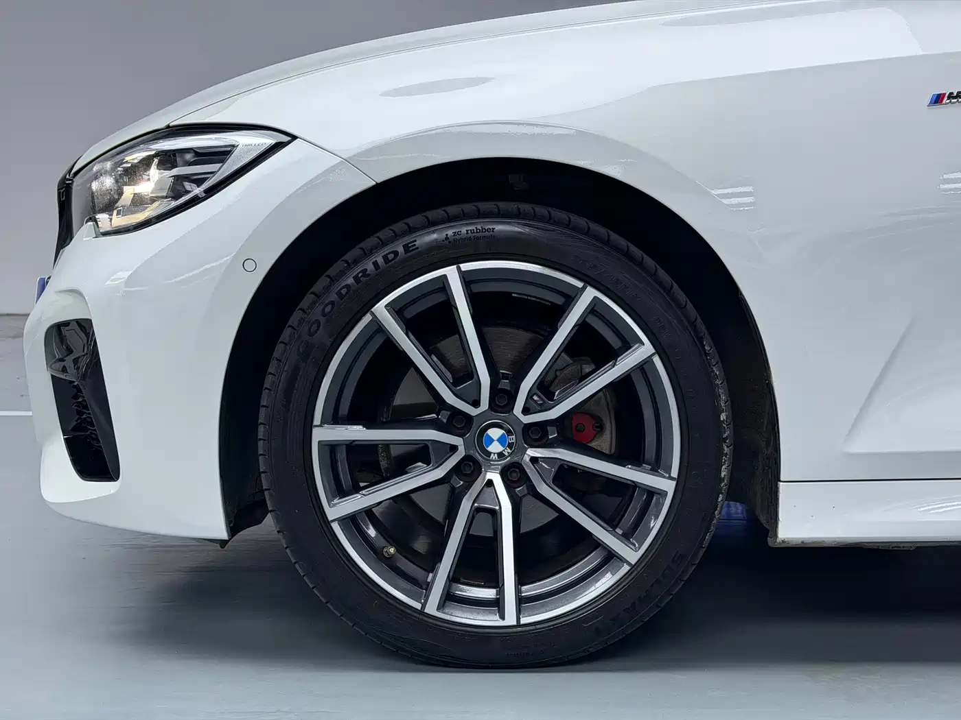 BMW 3 Series 2020 325Li Launch Edition фото 14