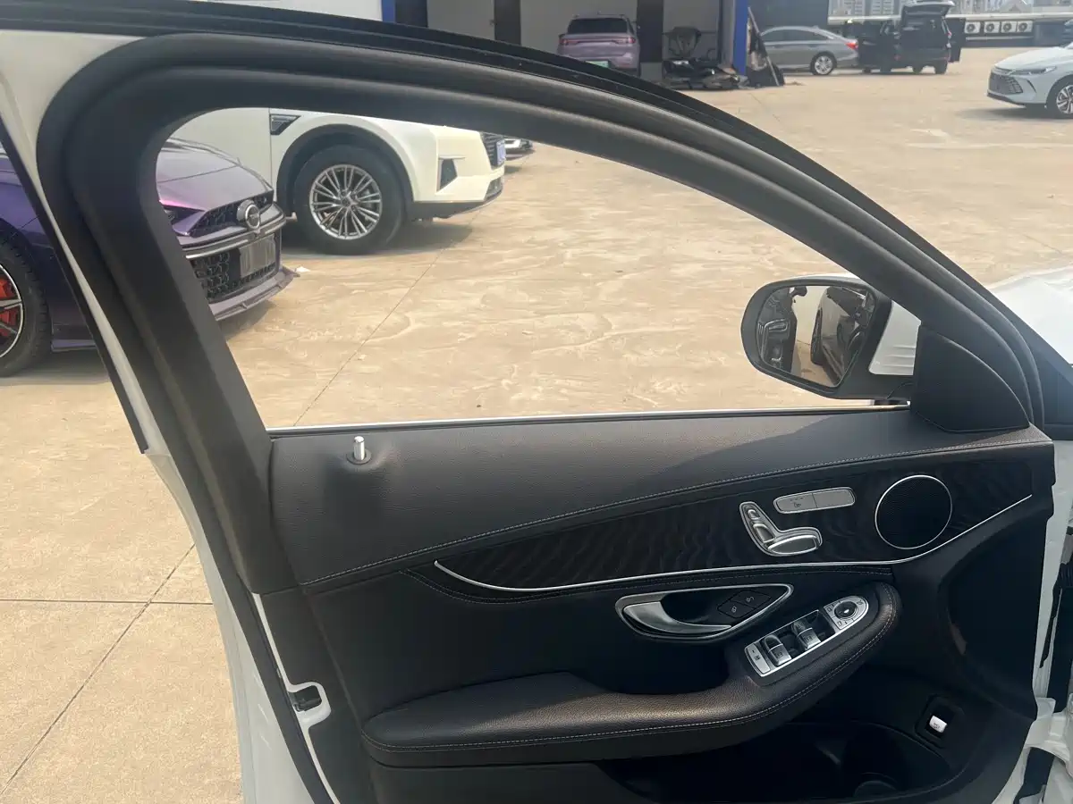 Mercedes-Benz C-Class 2019 Facelift C 260 L Sport фото 5