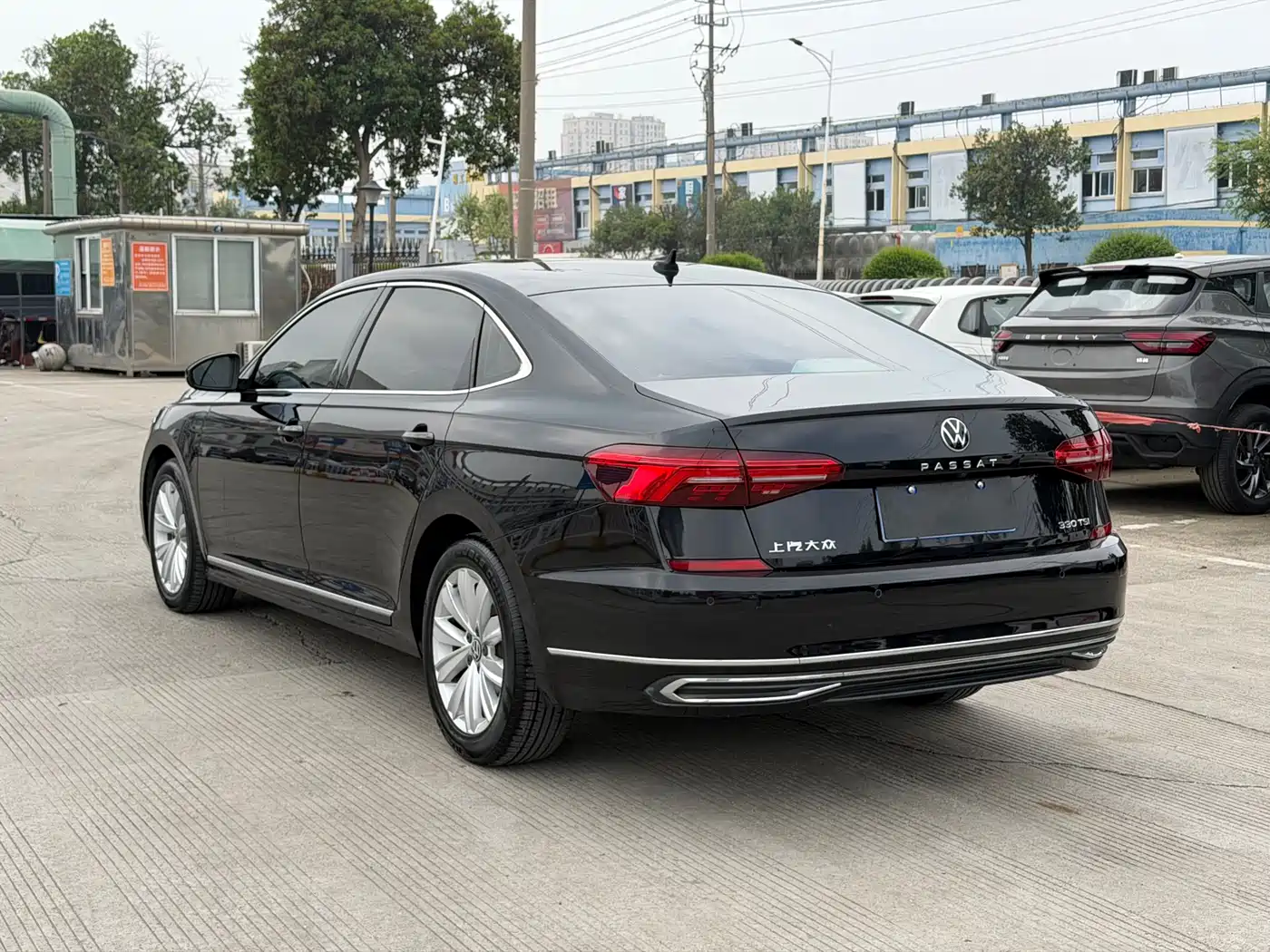 Volkswagen Passat 2021 Model 330TSI Elite Edition фото 9