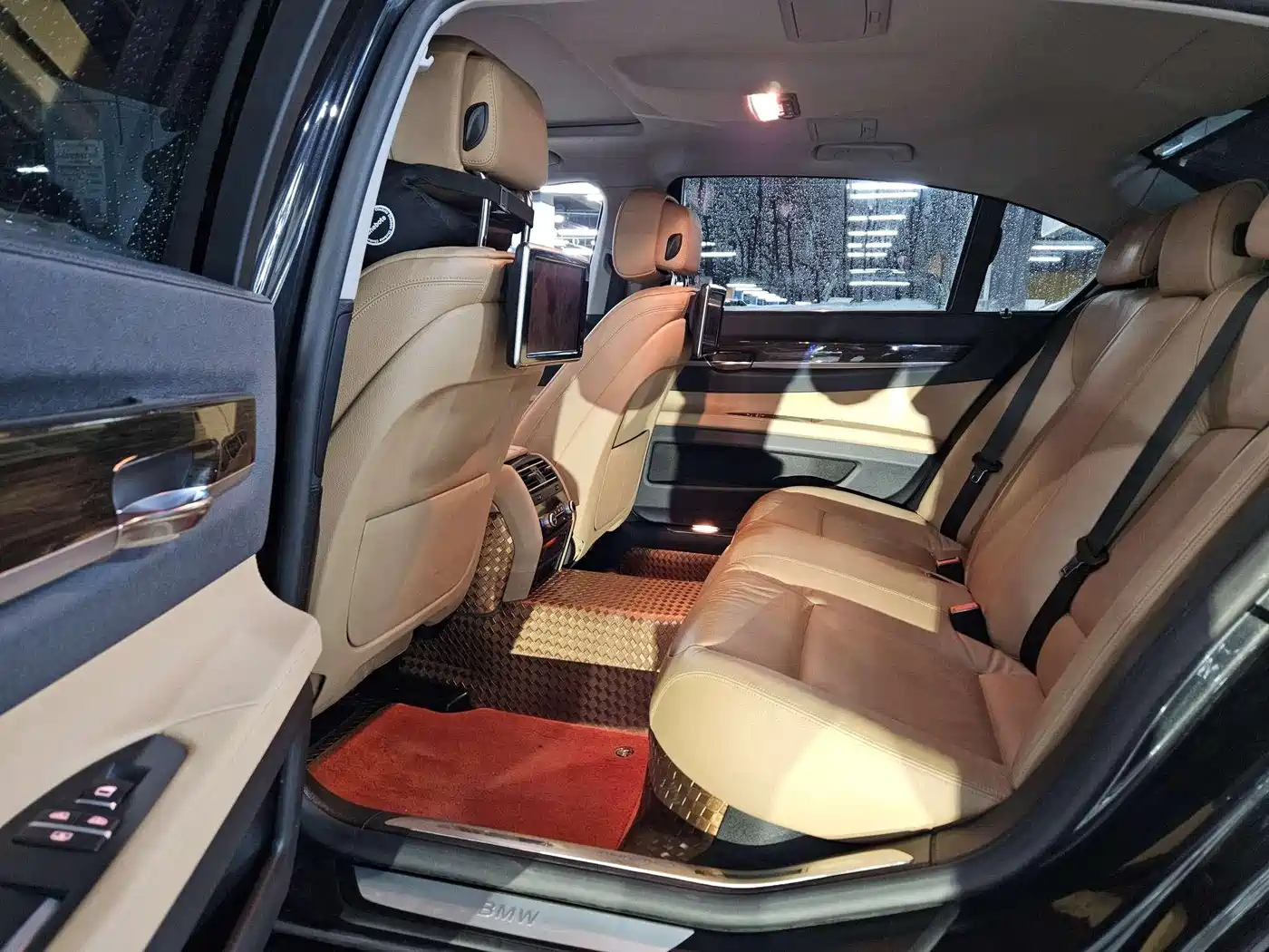BMW 7 Series 2013 Model 730Li Leading фото 5