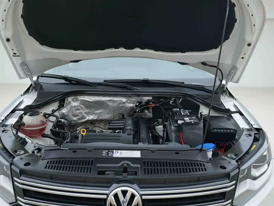 Volkswagen Tiguan 2016 280TSI Automatic 2WD Silk Road Fashion Edition фото 7