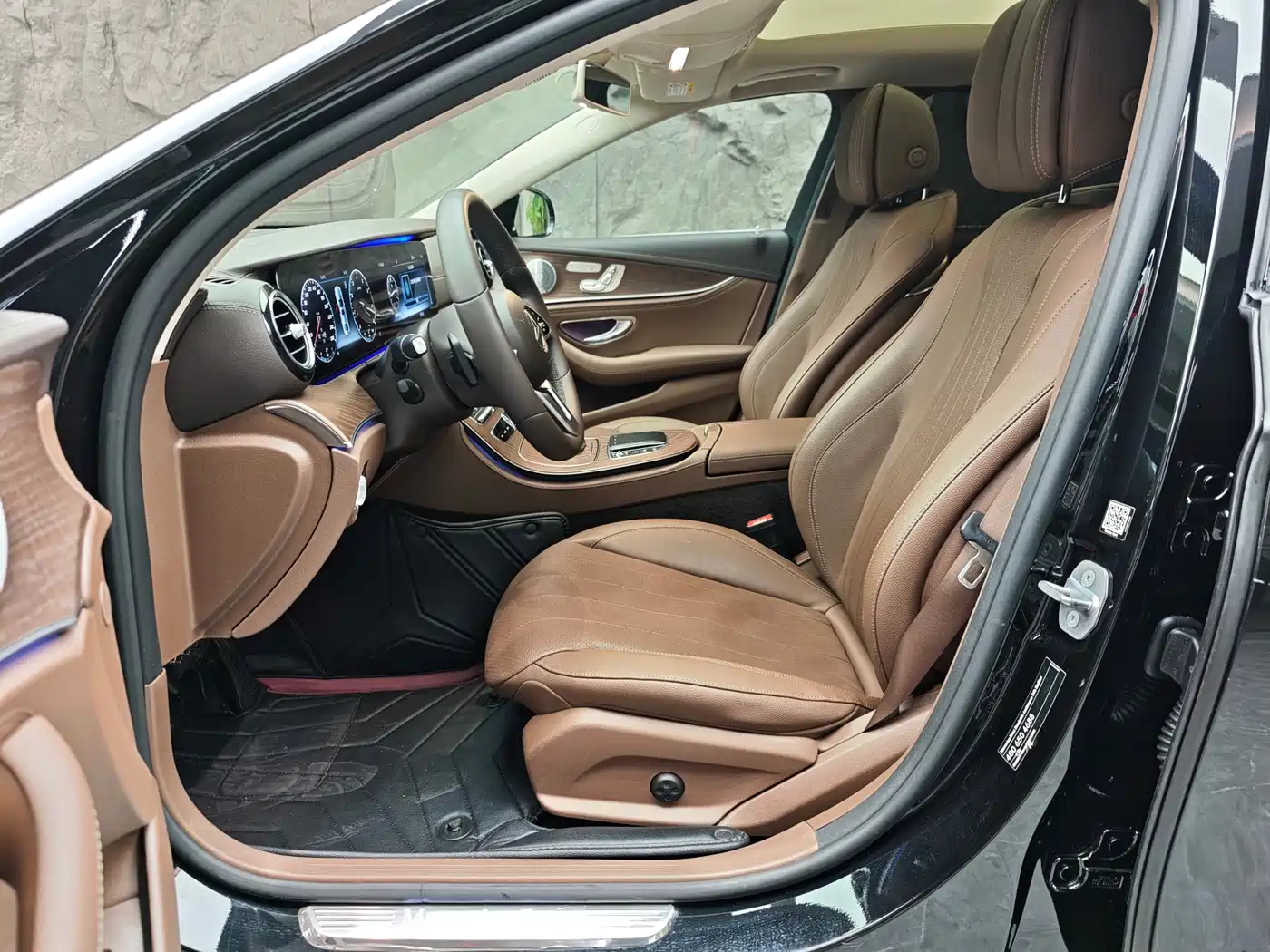 Mercedes-Benz E-Class 2019 Facelift E 300 L Luxury фото 7