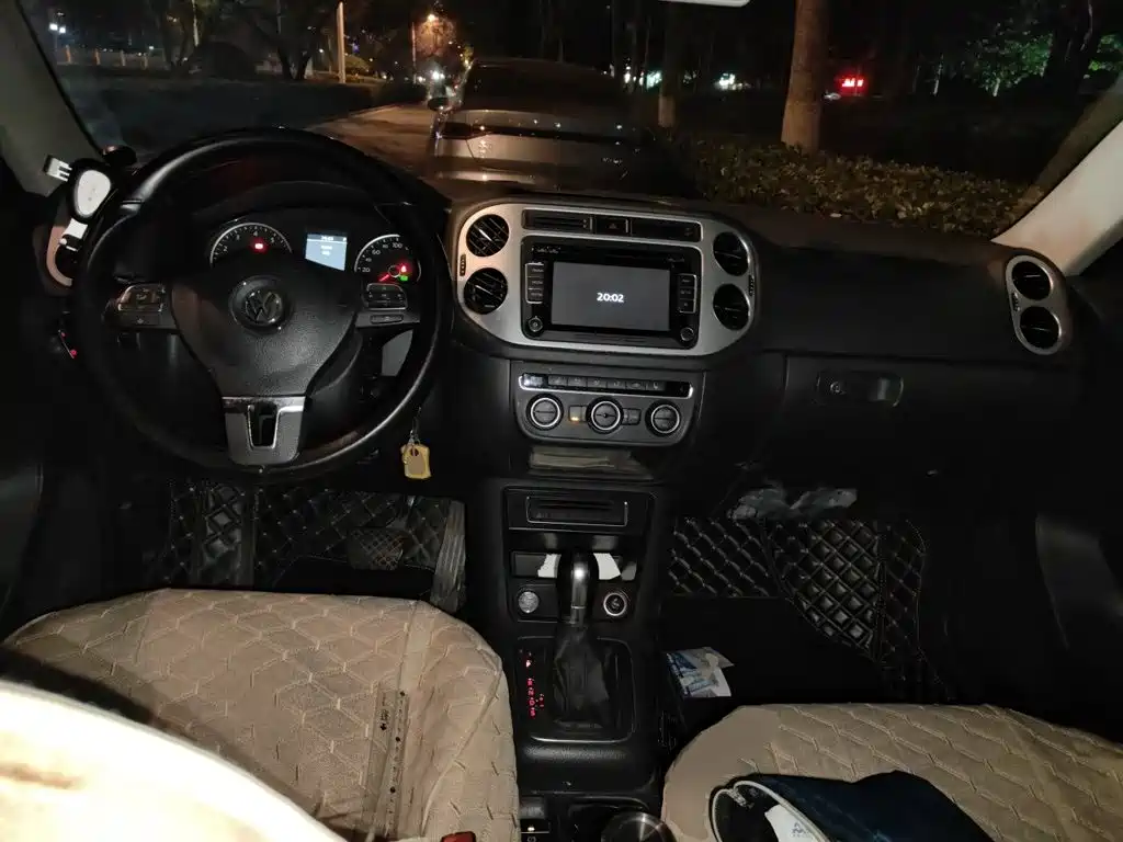 Фото 5 - Volkswagen Tiguan