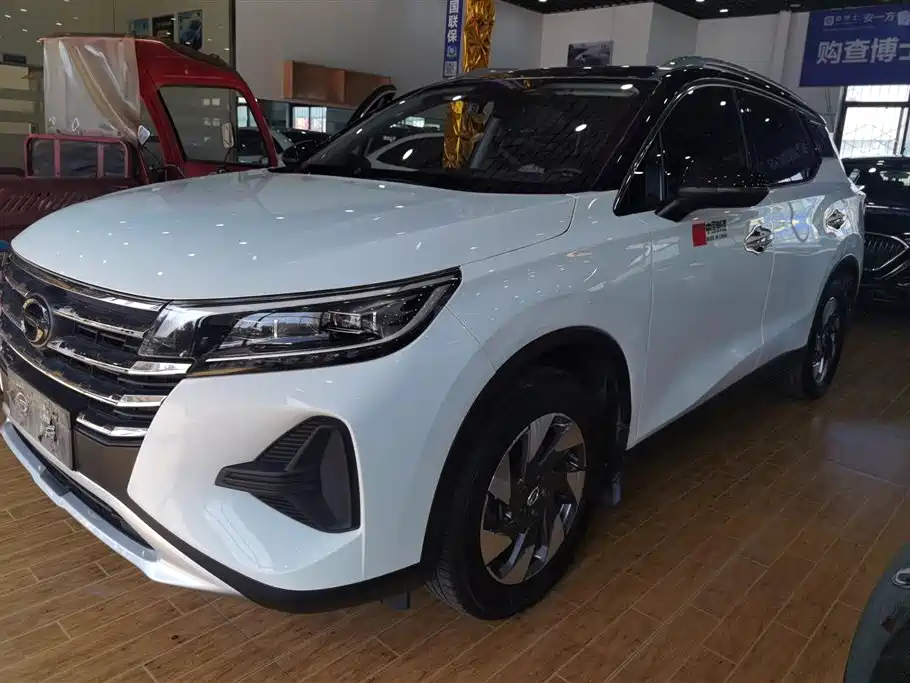 GAC TRUMPCHI GS4
