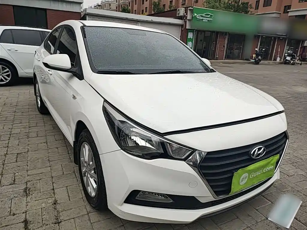 HYUNDAI ACCEPT