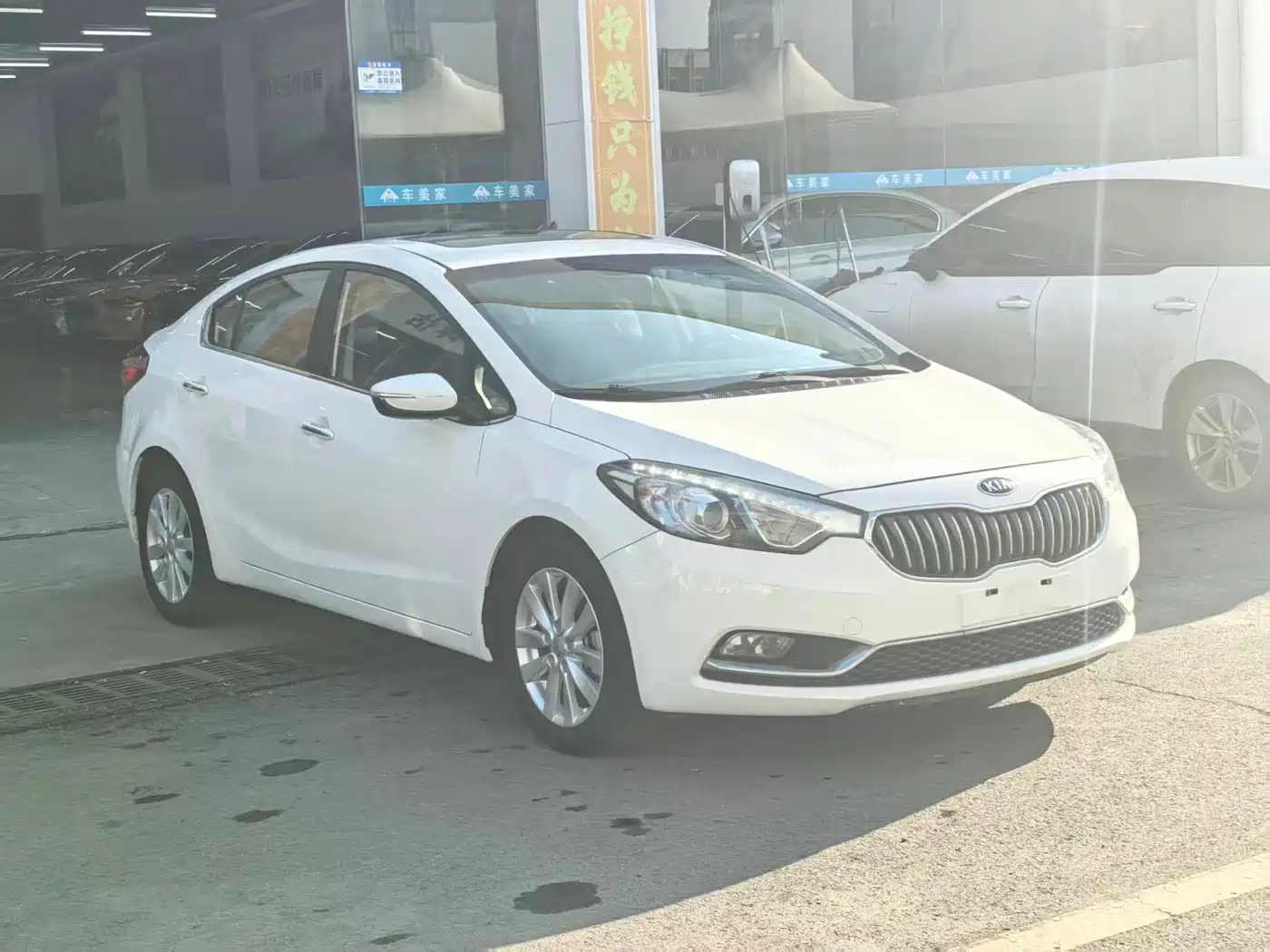 Kia K3 2015 1.6L Automatic DLX фото 3