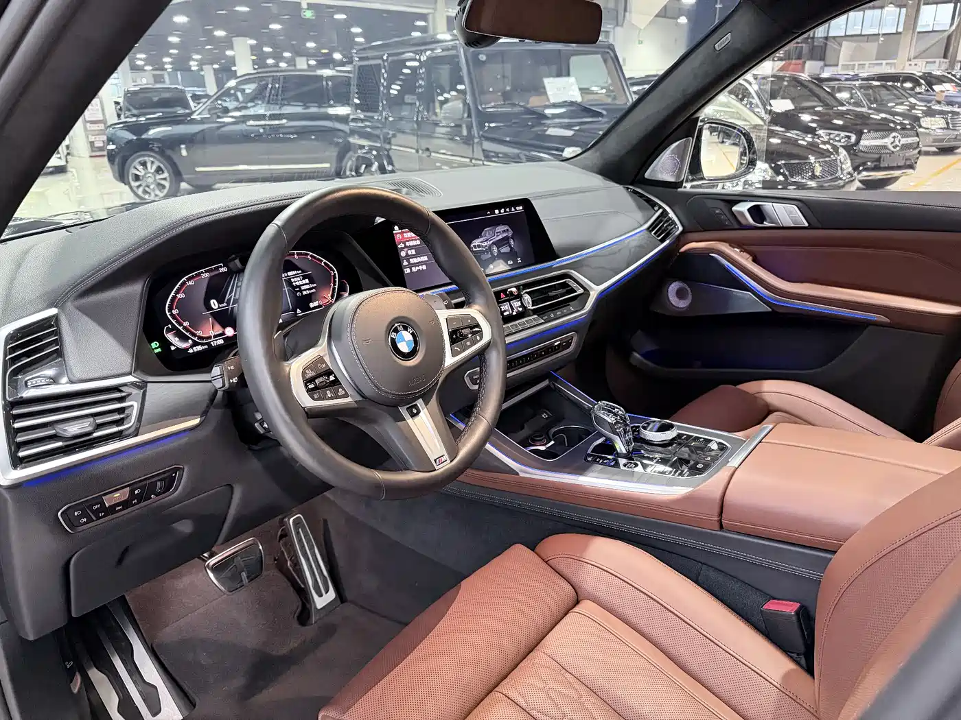 BMW X7 2019 xDrive40i Executive M Sport Package фото 5