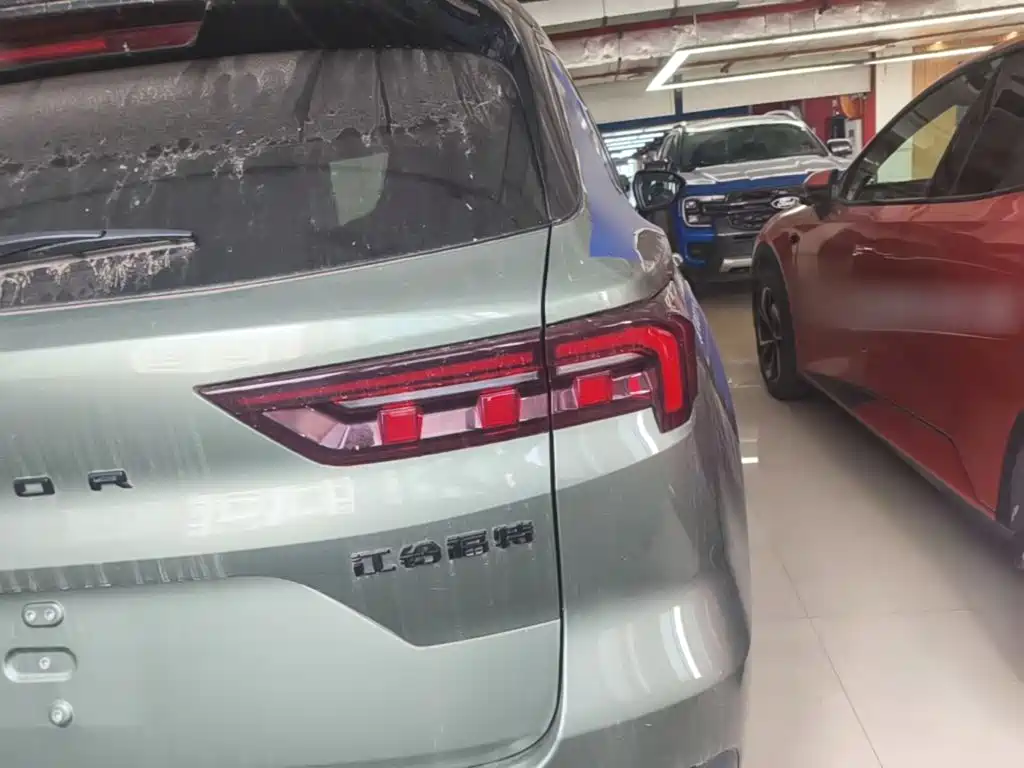 Ford Lingrui 2024 2025 EcoBoost 170 Premium PLUS