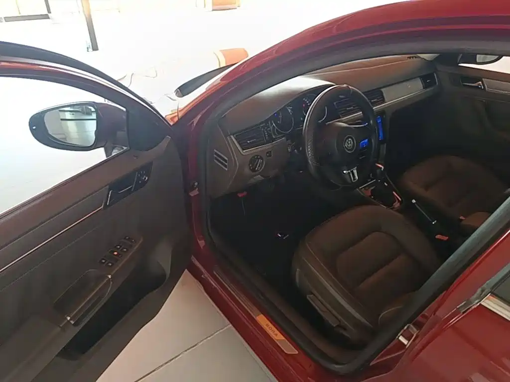 Volkswagen Bora 2014 2014 1.4TSI Automatic Comfort Edition
