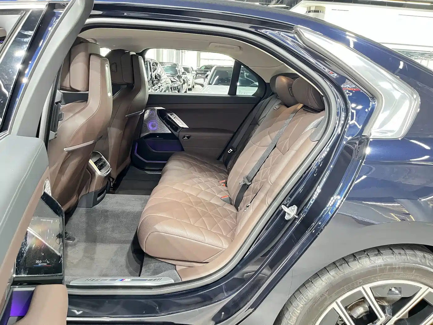 BMW 7 Series 2024 2023 Model 735Li M Sport Package