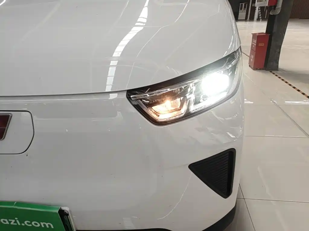 Wuling Motors Wuling Yangguang 2025 2024 300KM Comfort Bus Version 75kW