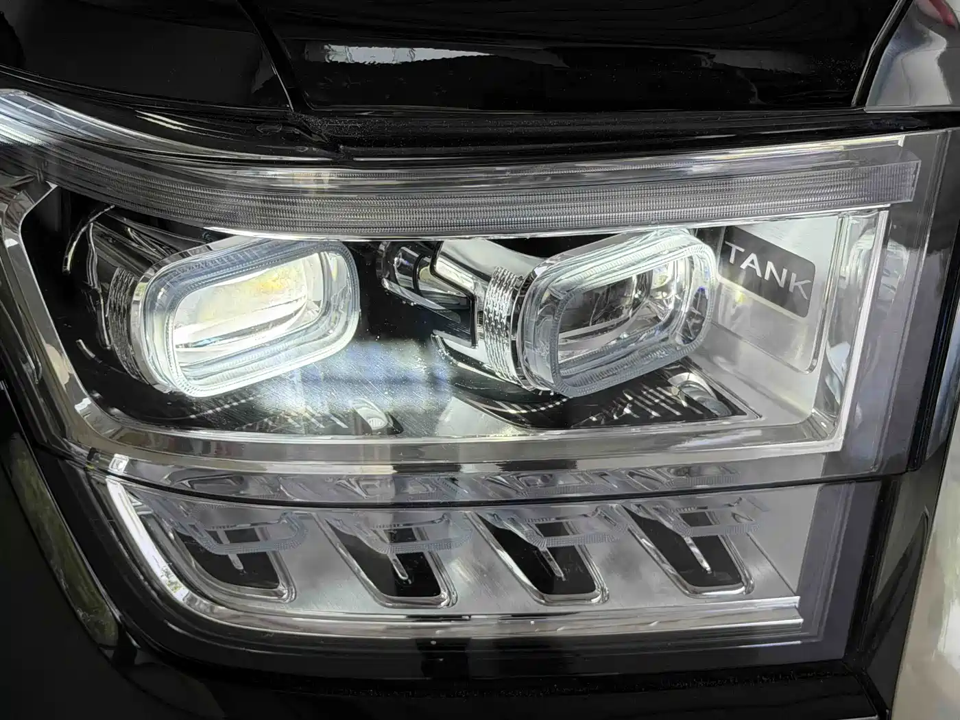Tank 500 EV 2025 2024 Hi4-T