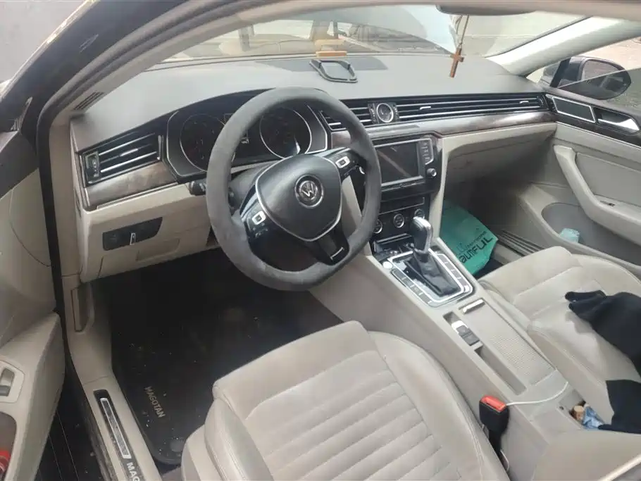 Volkswagen Magotan 2017 380TSI DSG Luxury фото 12