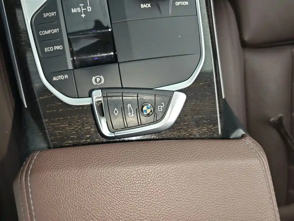 BMW 3 Series 2020 Facelift 325Li M Sport Package фото 9