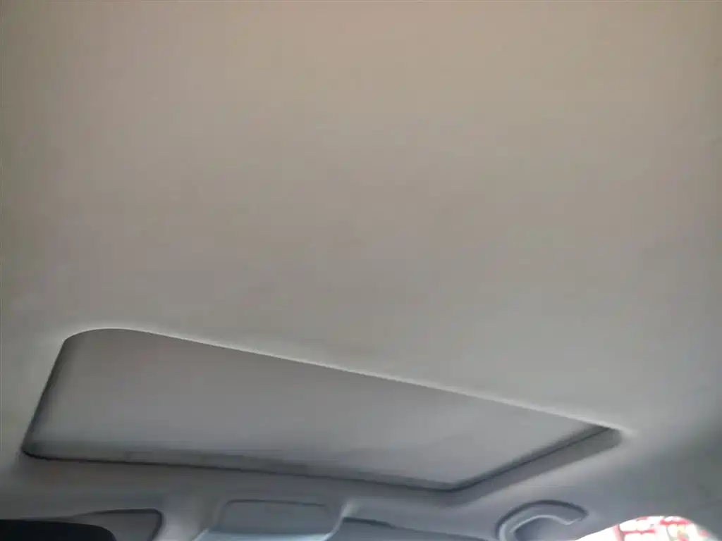 Volkswagen Sagitar 2017 230TSI Automatic Comfort фото 18
