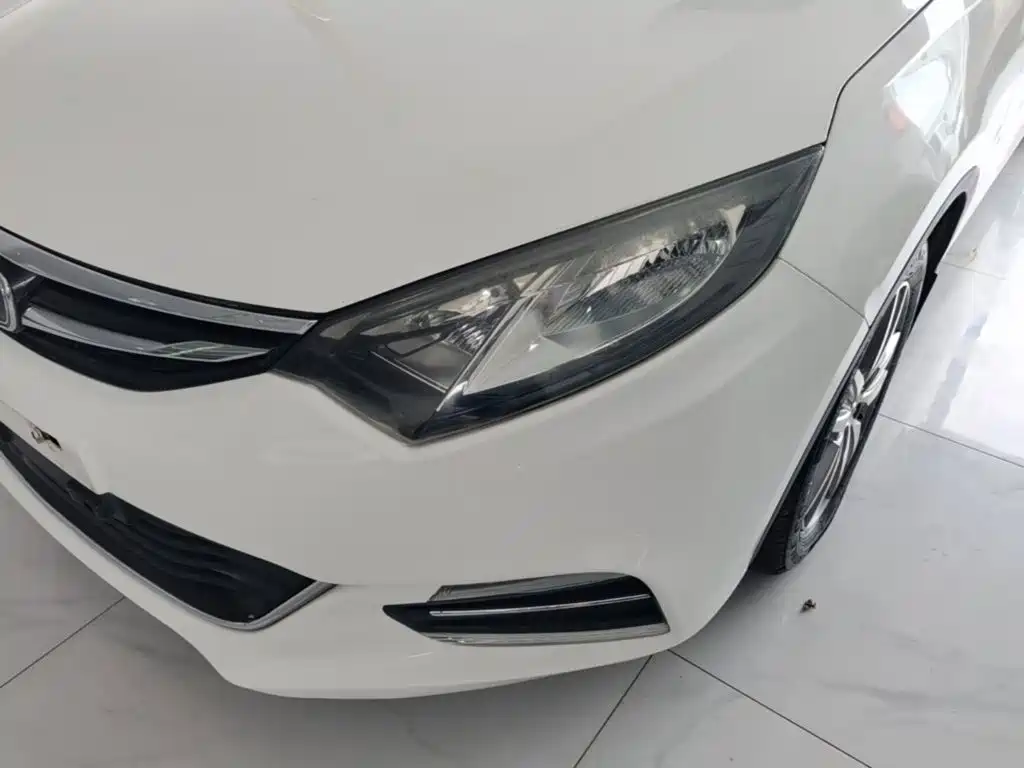 Changan Eado XT 2017 2016 1.6L Manual Stylish Cool Edition