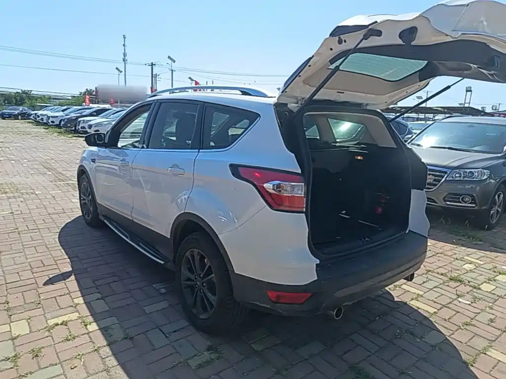 2021 Ford Kuga